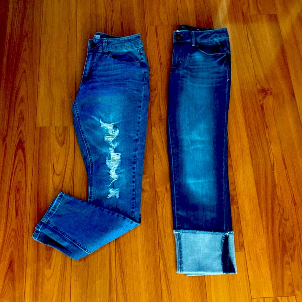Distressed and cropped Jeans